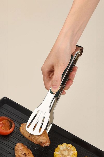 Chavin 304 Steel 17.5 cm Silver Kitchen Steak Barbecue And Bread Tongs cin626
