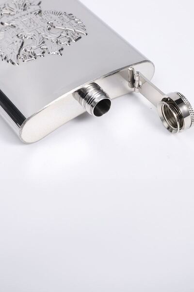 Weather Forecast 304 Steel Embossed Eagle Figure 9 oz 270 ml Liquor Flask Rc70