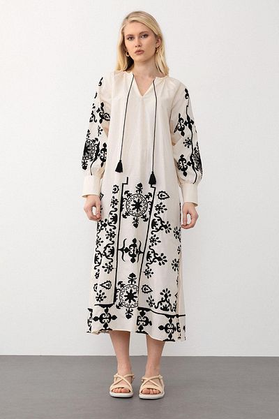 Olcay Rochie brodata cu decolteu in V din poplin - BEIGE 9289-E