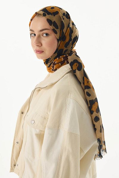 SOFT AKSESUAR Leopard Garnished Two-Color Patterned Shawl