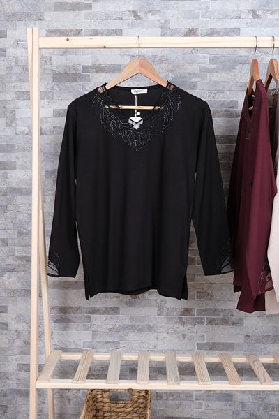 MUSTÜN Lace Collar Blouse