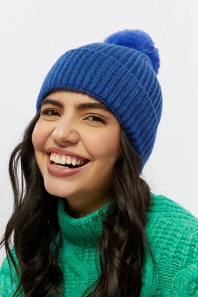 SOFT AKSESUAR Pompom Knitted Beret