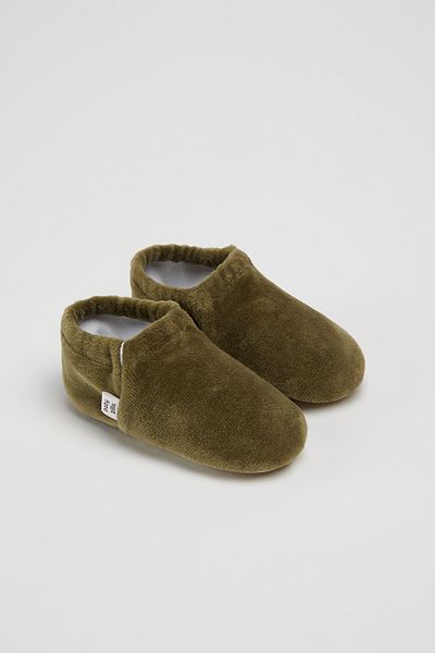 BabyZilla Non-Slip Sole, Velvet Baby Booties, Organic Cotton Lining, Home Boot Slippers, Nursery Shoes