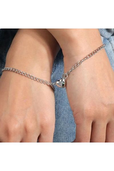 MUUN STORE Magnet Couple Bracelet - Couple Heart Bracelet, Linked Together Heart Jewelry, Friendship Bracelet