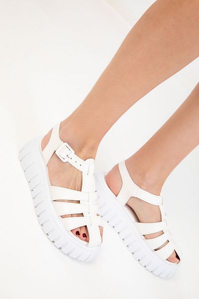 SOHO Weiße Damensandalen 17851