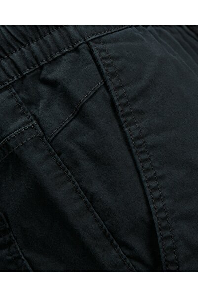 Jack & Jones جيه دبليو إتش في جي إي إيه جيه جيه بي أو بي إيه إم