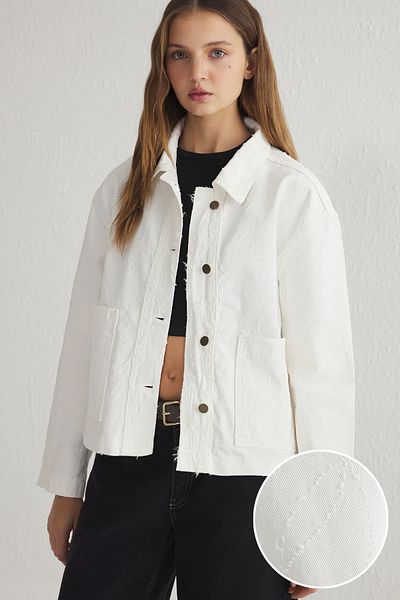 Trendyol Collection Weißer Oversize-Mantel TWOSS25MO00016
