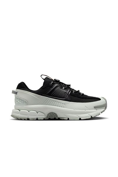 Nike Vomero roam
