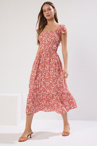 Trendyol Collection A-Linien-Midikleid aus Viskosegewebe mit eckigem Ausschnitt und Blumenmuster in Fliesenoptik TWOSS20EL3331