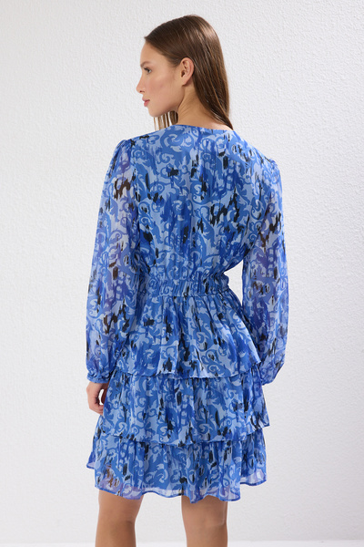 Trendyol Collection Etnikai mintás Flounce mini sifon ruha - kék, korcsolyázó stílusú, bélelt - Twoaw25el00271