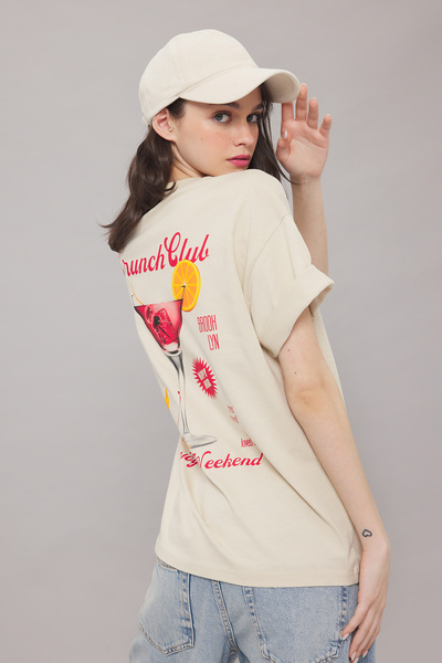 Trendyol Collection Stone Front and Back Printed Oversize/Wide Fit Knitted T-Shirt Twoss25Ts00123