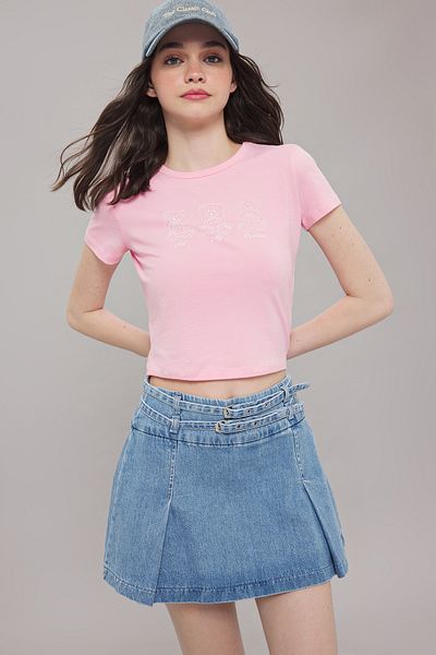 Trendyol Collection Μπλουζάκι με ροζ εμπριμέ TWOSS25TS00082