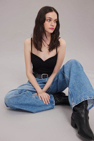 Trendyol Collection Schwarzes, figurbetontes, kariertes, bedrucktes, herzförmiges, dehnbares Strick-Bustier TWOSS25BS00001