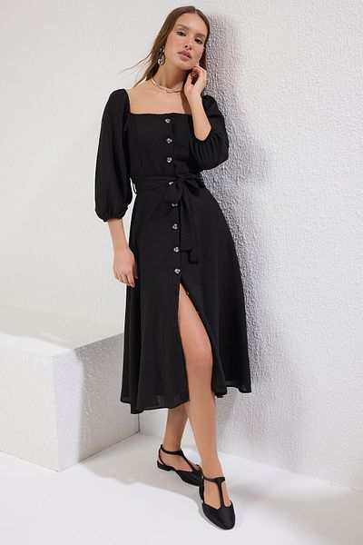 Trendyol Collection Schwarzes, geknöpftes Webkleid mit Gürtel TWOSS19IE0009