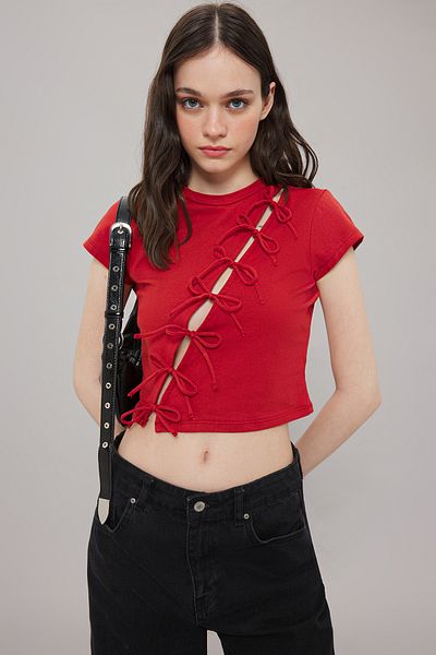 Trendyol Collection Bluză tricotată cu fundă roșie claret așezată pe corp - TWOSS25BZ00089