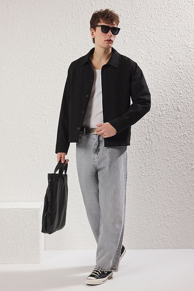 Trendyol Collection TMNSS25CE00000 Schwarze Freizeitjacke
