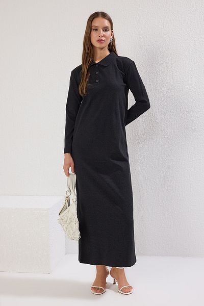 Trendyol Modest Πλεκτό φόρεμα με ραβδώσεις με λαιμό πόλο ανθρακί TCTSS23EB00246