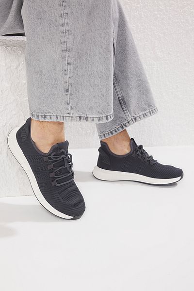 TRENDYOL SHOES Marineblauer Herren-Sneaker zum Schnüren mit leichter Sohle TAKSS25SN00018