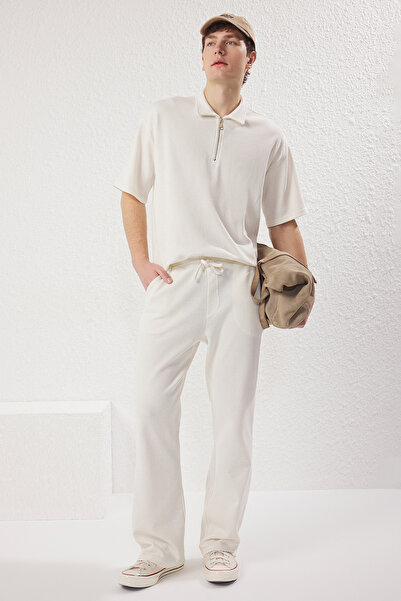 Trendyol Collection Ecru Oversize/Wide Cut Textured Zippered Polo Neck T-Shirt Tmnss25Po00006