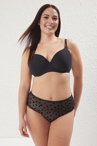 Trendyol Curve Schwarze Tasche – modisch und praktisch