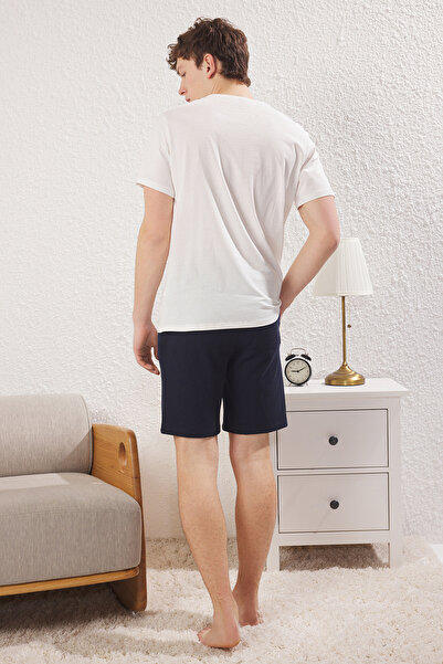 Trendyol Collection Σετ πιτζάμες με πλεκτό σορτς βάφλα - εκρού και σκούρο μπλε, κανονική εφαρμογή, εμπριμέ TMNSS25PT00025