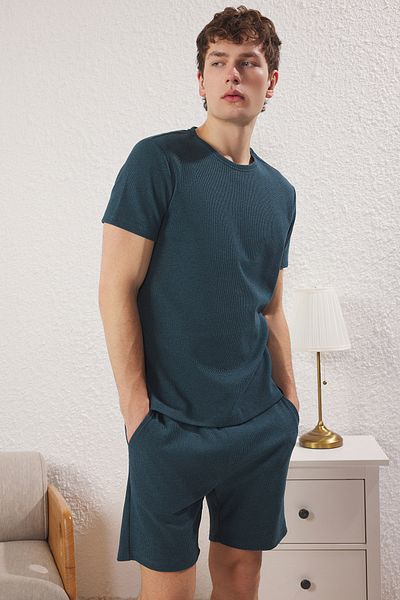 Trendyol Collection Σετ πιτζάμες με πλεκτό σορτς βάφλα με κανονική εφαρμογή TMNSS23PT00036