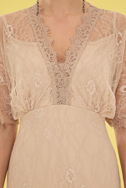 Trendyol Collection Beige Maxi Stylish Lace Evening Dress - A-Cut Homecoming Dress Tprss25Ae00059