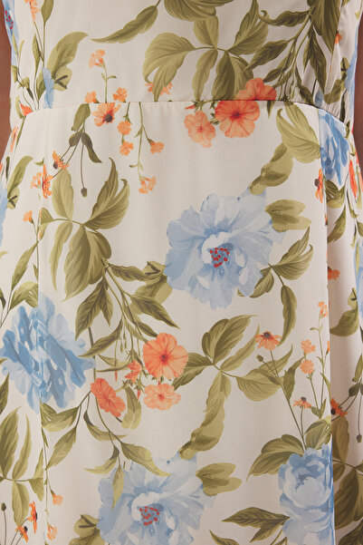 Trendyol Curve Ecru Chiffon Woven Plus Size Dress