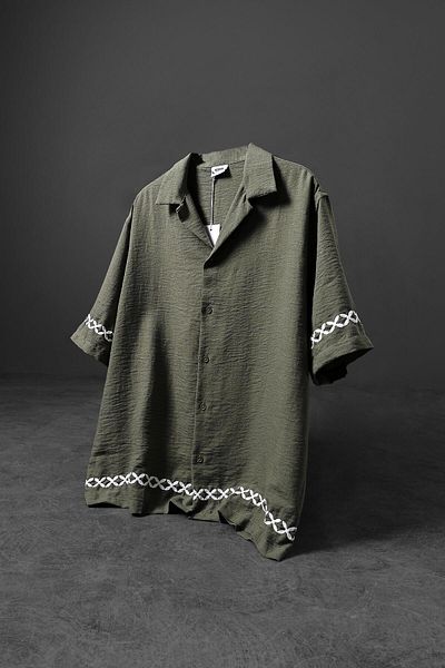 Slatra Men's Khaki Sleeve Embroidery Detail Oversize Short Sleeve Linen Shirt