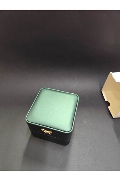 BURAKKUTU Deri Lüks Işıklı Yeşil Yüzük&kolye Ve Kol Düğmesi Kutusu Kutu Boyut:9x9cm Yükseklik:7.5cm Video Izle