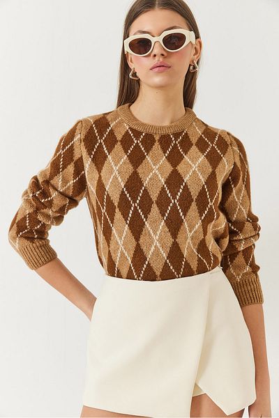 Bianco Lucci Women's Crew Neck Diamond Patterned Sweater 241192 60261036