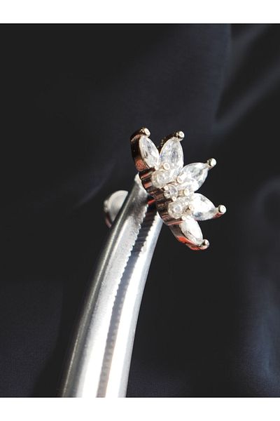 BEZO Silver Color Shiny Stone Piercing - Helix Tragus Conch
