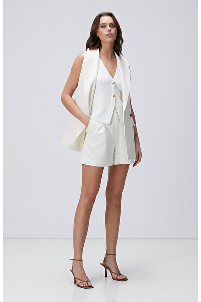 Network Kırık Beyaz Kısa Şort