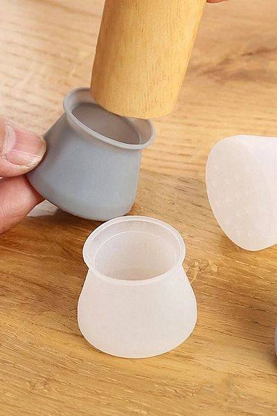 GAT Shop 32 bucăți de protecție pentru lemn de esență tare anti-zgârieturi picior de masă de cafea pentru scaun din silicon alb