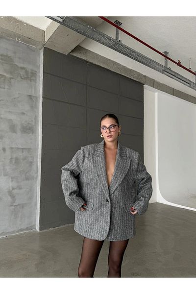 Zey Studio Women's Gray Stripe Detailed Oversize Blazer Jacket