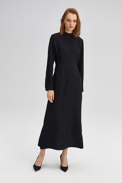 Touché Privé Crop-Kleid mit Taillengürtel