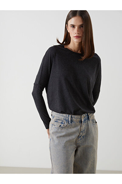 LC Waikiki Γυναικείο μπλουζάκι Özmarka New Season με λαιμόκοψη ποδηλάτου