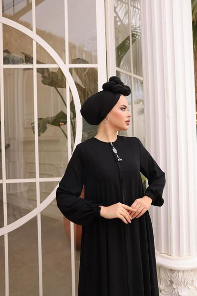 Nissra مولانا فيريس بلاك
