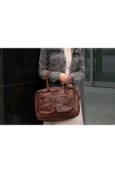 DUTCH-BAG حقيبة كمبيوتر محمول وحقيبة كمبيوتر محمول من الجلد الإيطالي للجنسين من Breda مقاس 17 بوصة