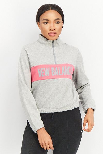 New Balance Women Relaxed Fit Long Sleeve Training Full Zipper Sweatshirt, Grey