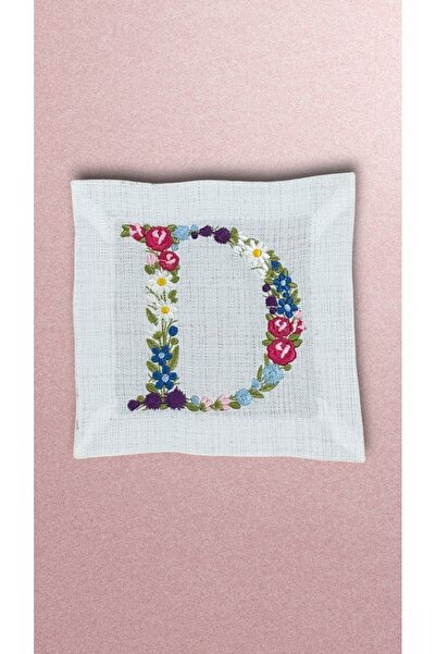 Hubb Interiors منديل كوكتيل حرف D