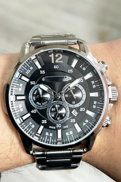 Lee Cooper 5 Atm Water Resistant Black Dial Color Men's Wristwatch with Active Functions Day and Calendar Display