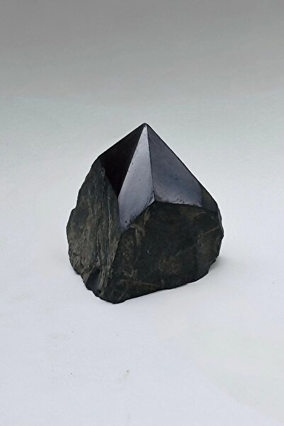 Pozitif Doğal Taş Piramit Kesim Doğal Şungit Taşı Shungite 32PS