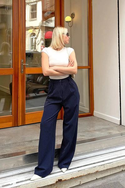 Cistern İstanbul Women's Navy Blue Striped High Waist Pleated Palazzo Pants