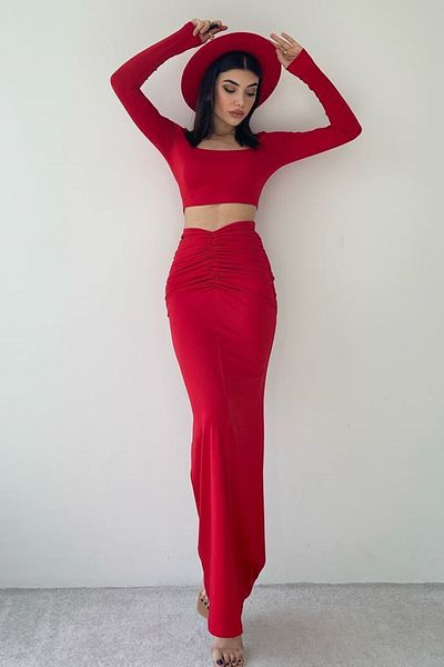 barış sülün lovebox Stretchy Sandy Fabric - U-Neck Crop Blouse and High Waist Maxi Skirt Red Two-Piece Suit 312