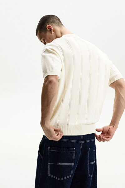 Bershka Textured Short Sleeve Polo Shirt Ramadan