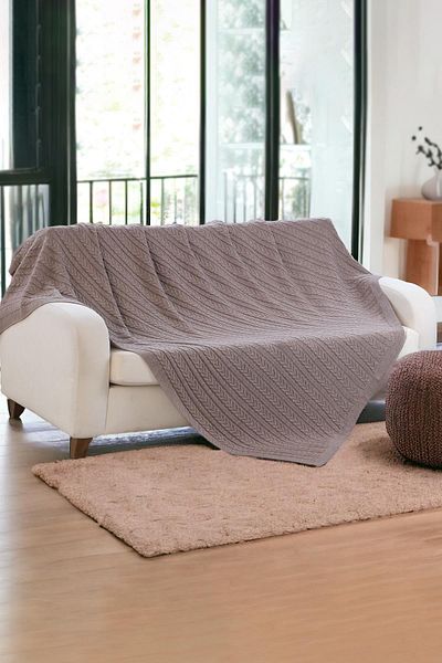 DALİSA Mathilda Knitted Soft Bedspread and Lightweight Blanket for Home Use