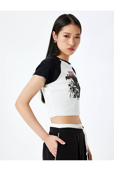 Koton Printed Short Sleeve Crew Neck Slim Fit Crop T-Shirt