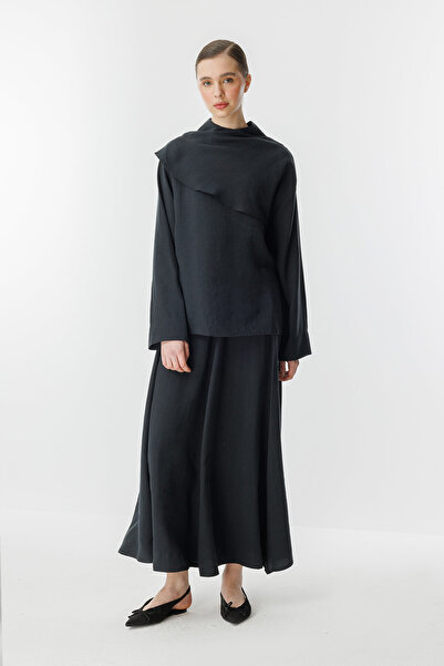 Hooopstore Black Skirt Suit with Cape Detail