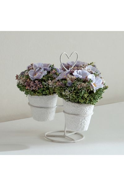 Home Box Caven Floral Arrangement in Heart Shape Metal Stand with Handle 16x16x15.5 cm